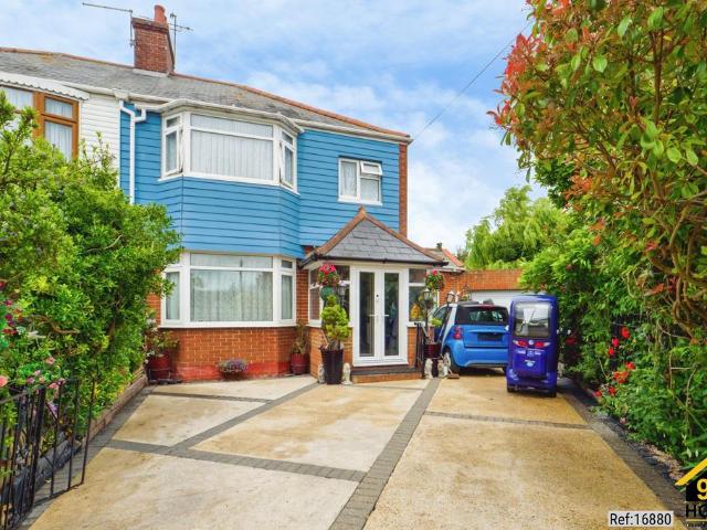 House for sale in Acol, Kent