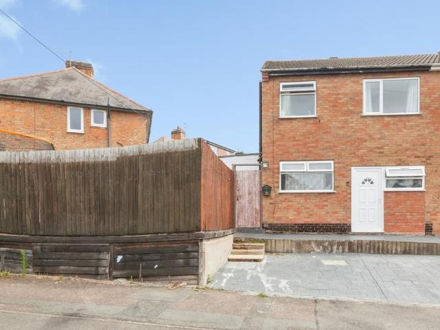 House for sale in Old Wharf, City Of Leicester