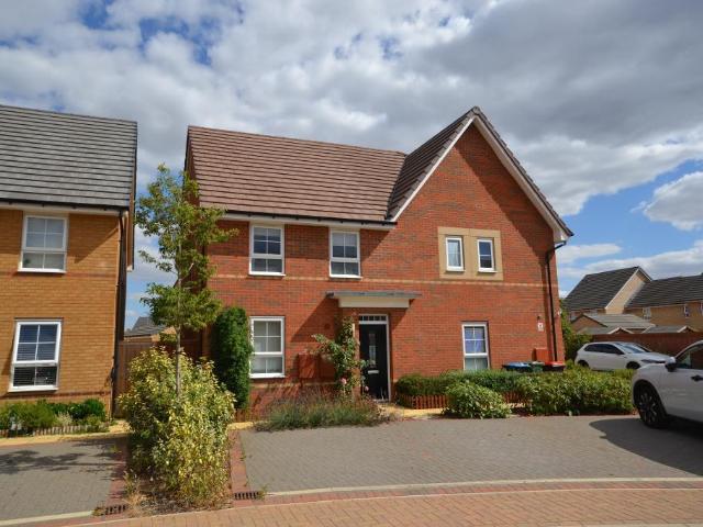 House for sale in Brooklands, Milton Keynes