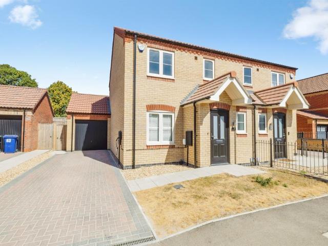 House for sale in Glebe Park, Brayford
