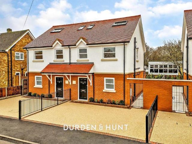 House for sale in Epping