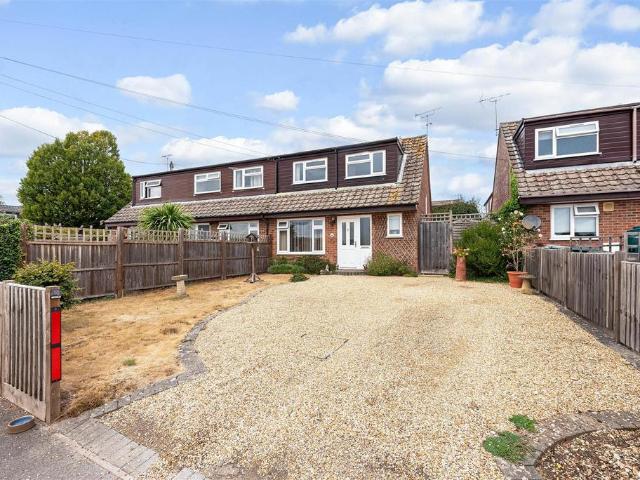 House for sale in Barton Stacey, Hampshire