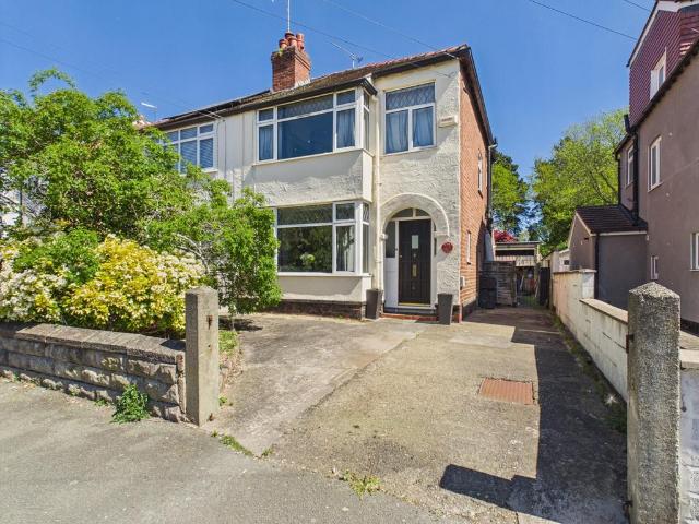 House for sale in Upton-by-Chester, Two Mills