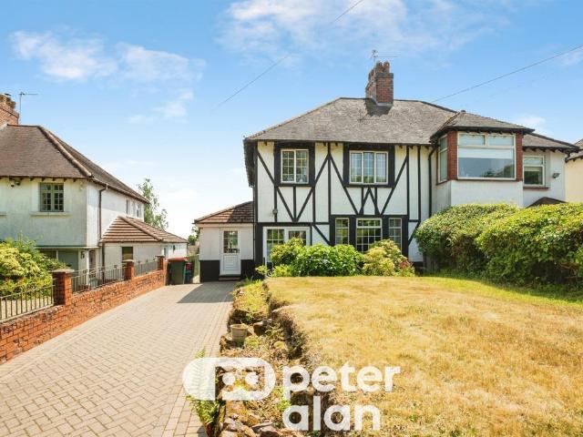 House for sale in Allt-yr-yn, Wales