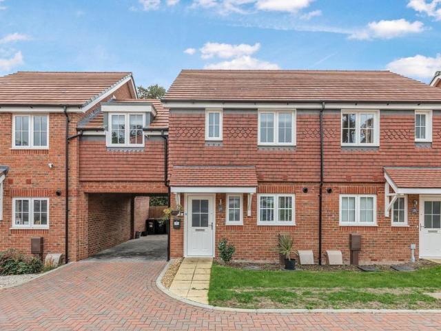 House for sale in Fontwell, Arun