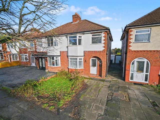 House for sale in Goldthorn Hill, West Midlands