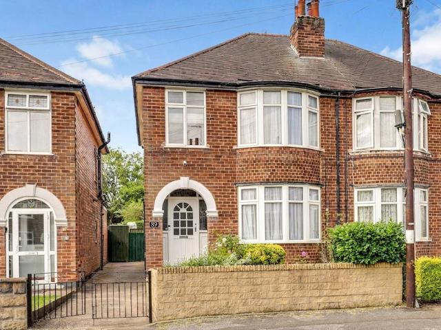 House for sale in Gedling, East Midlands