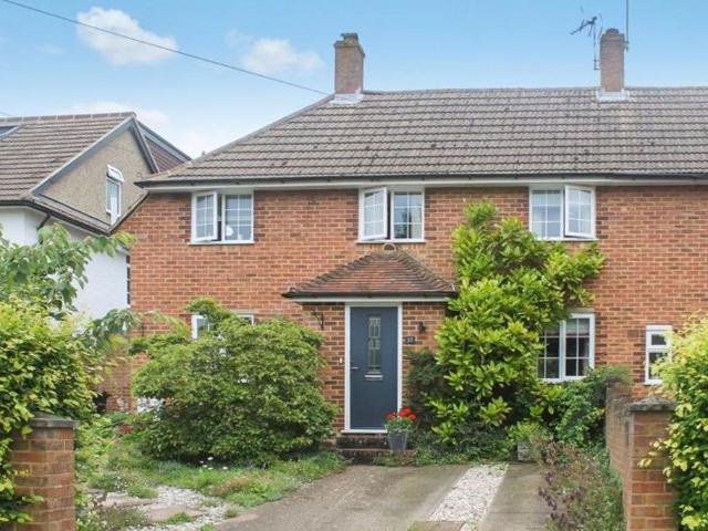 House for sale in Pachesham Park, Surrey