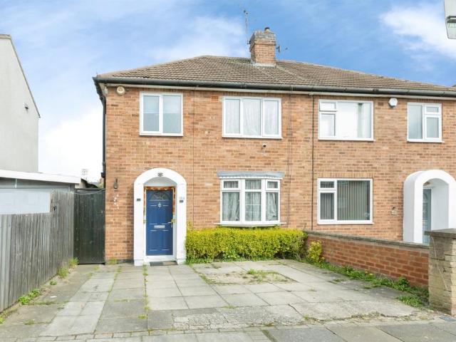 House for sale in Aylestone Park, Old Wharf