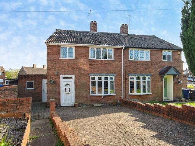 House for sale in Cooper's Bank, West Midlands