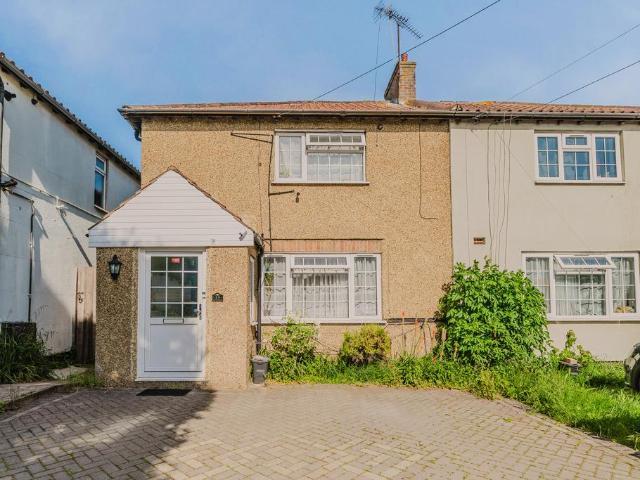 House for sale in Wealdstone, Greater London
