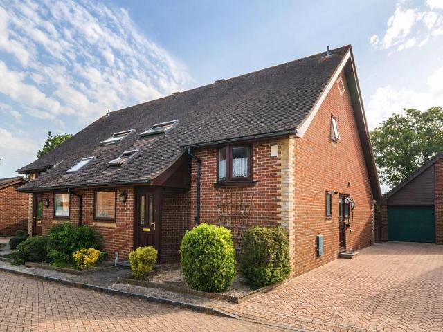 House for sale in Hordle, New Forest