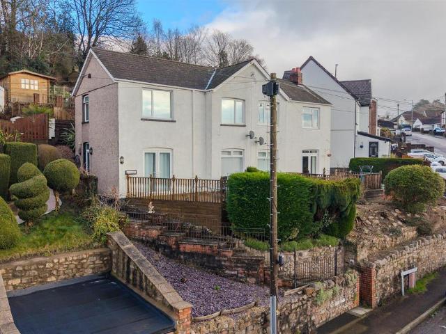 House for sale in Penygarn, Pontypool