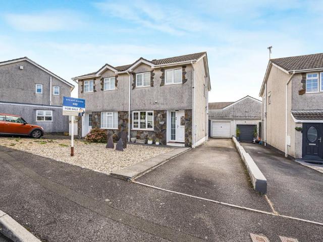House for sale in Coychurch, Wales