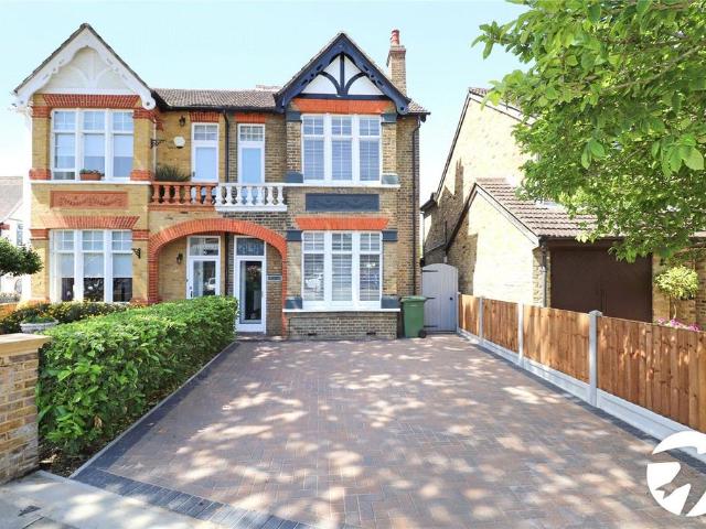 House for sale in West Heath, Greater London