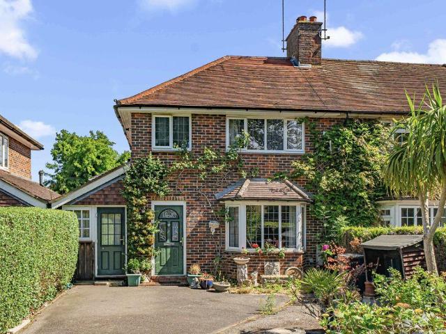 House for sale in Ottershaw, Runnymede