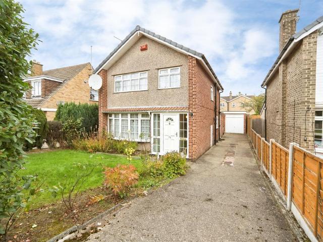 House for sale in Wigton Moor, Leeds