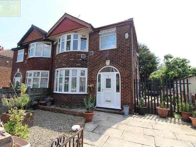 House for sale in Mosley, Trafford Park