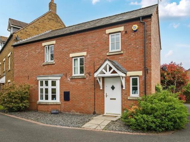 House for sale in Evershot, Oxfordshire