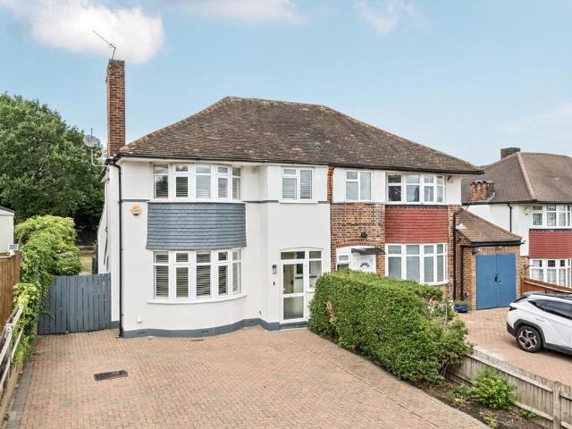 House for sale in Horn Park, Greater London