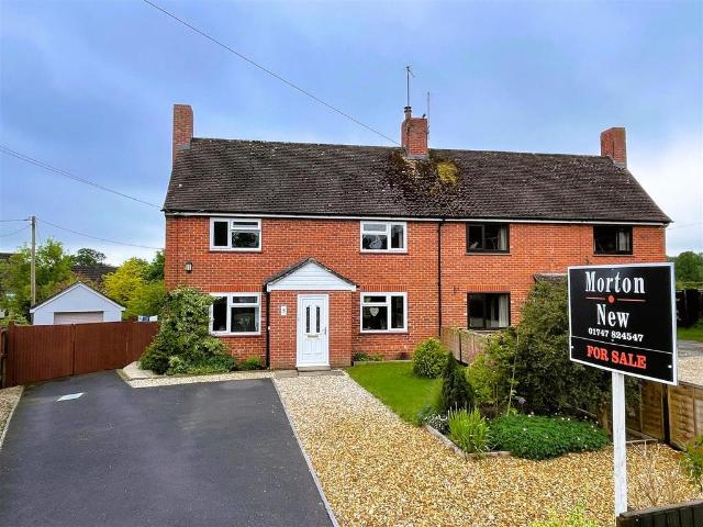 House for sale in Motcombe