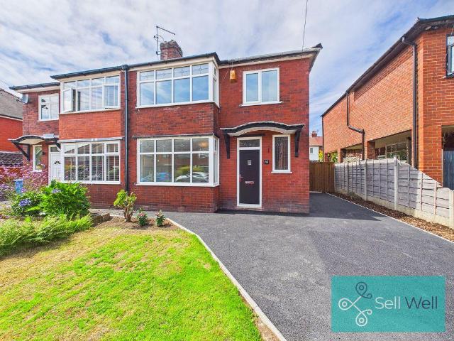 House for sale in Ellenbrook, Salford
