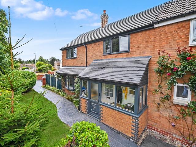 House for sale in Tettenhall, West Midlands