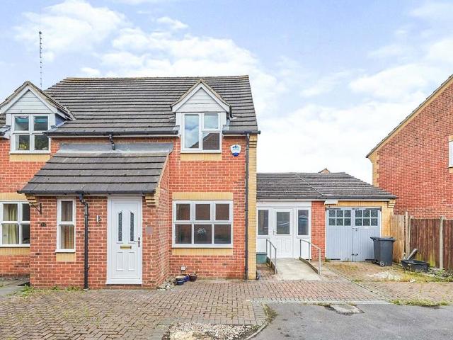 House for sale in Oversetts, Egginton