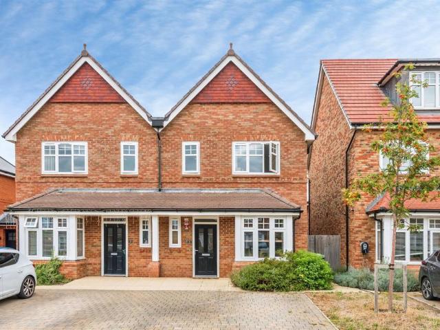 House for sale in Highcroft, South Oxfordshire