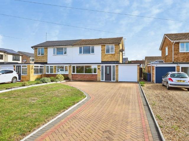 House for sale in Alconbury, Huntingdonshire