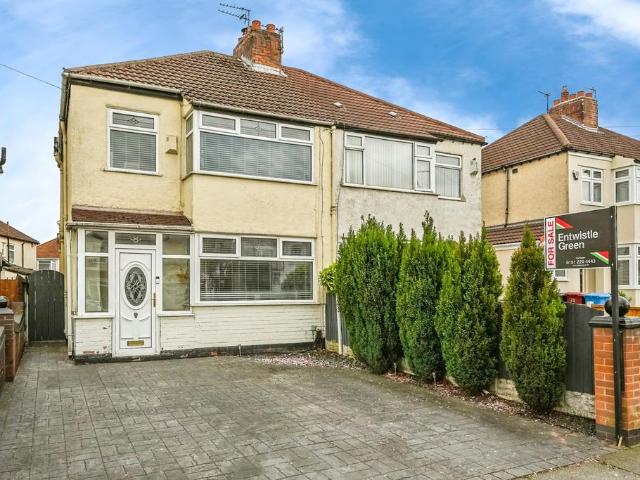 House for sale in Swanside, Knowsley