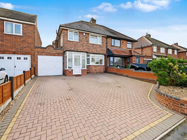 House for sale in Dovecotes, Wolverhampton