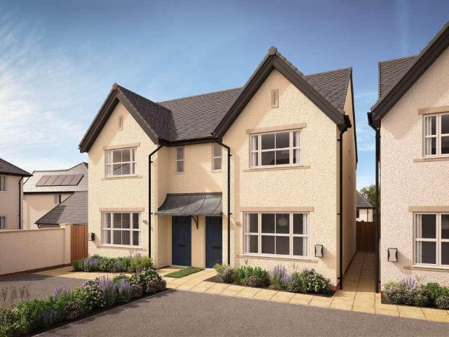 House for sale in Saltash, Cornwall