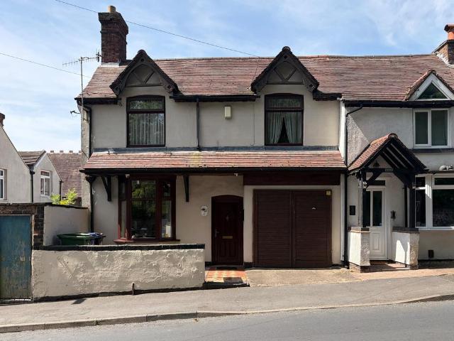 House for sale in Brierley Hill, West Midlands