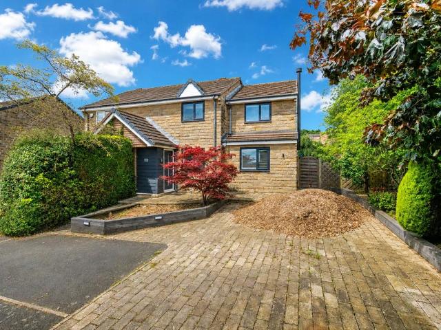 House for sale in Baildon
