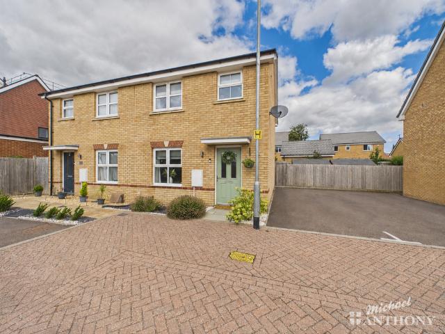 House for sale in Eggington, Bedfordshire