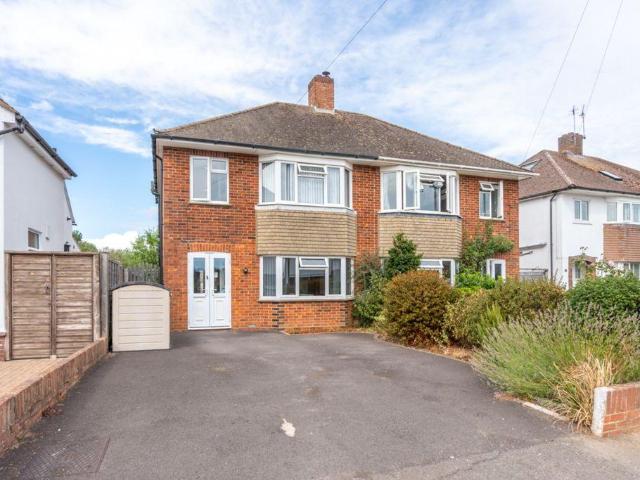 House for sale in Chichester, Littlecote