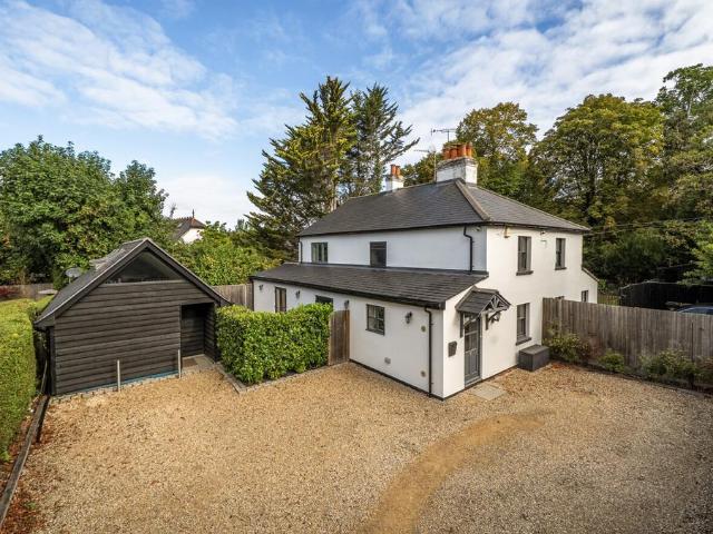 House for sale in Cranbourne, Winkfield