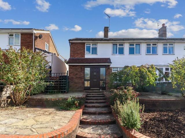 House for sale in Bushey, Hertsmere