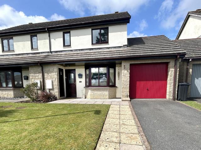 House for sale in Helston, Cornwall