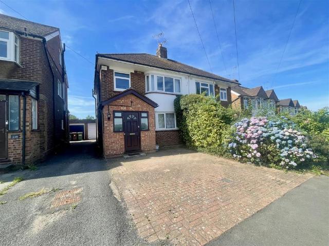 House for sale in South Mimms, Hertfordshire