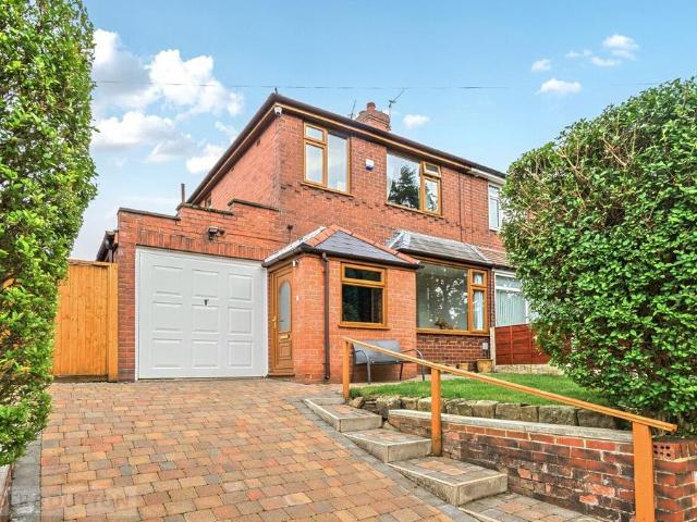 House for sale in Shaw and Crompton, Pendock