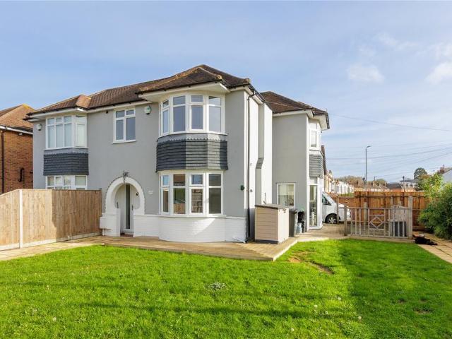 House for sale in Ramsden, Greater London