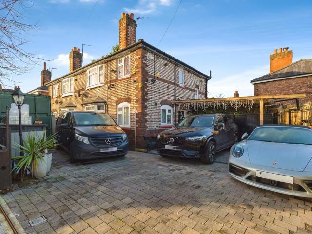House for sale in Georgia, Greater Manchester