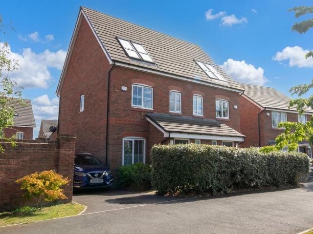 House for sale in Sealand, Garden City