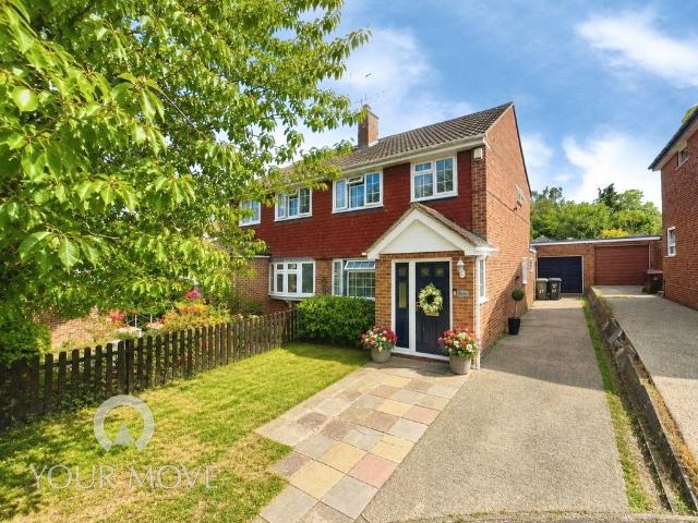 House for sale in Sutton-at-Hone and Hawley, Monks Orchard