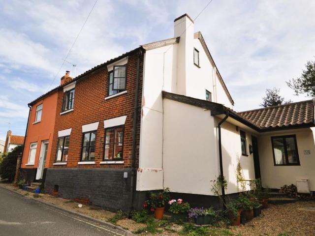 House for sale in Eastbridge, Suffolk