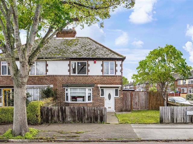 House for sale in Abbey Park, Barton In Fabis