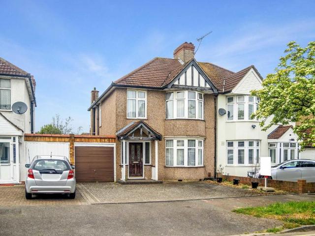House for sale in Lane, Greater London