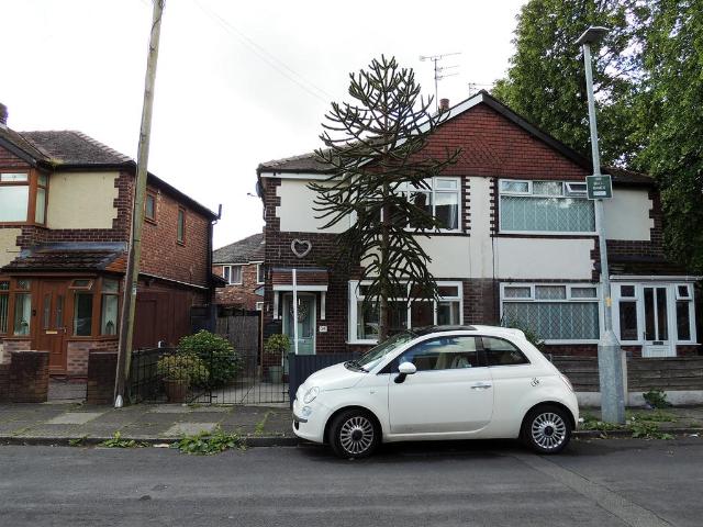 House for sale in Greenheys, Greater Manchester